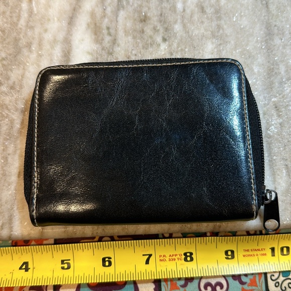 Strada Black Leather soft w/white stitching zipper change and flanked by pockets - Picture 3 of 5